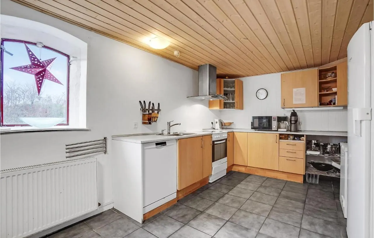 1 Bedroom Lovely Apartment In Esbjerg V