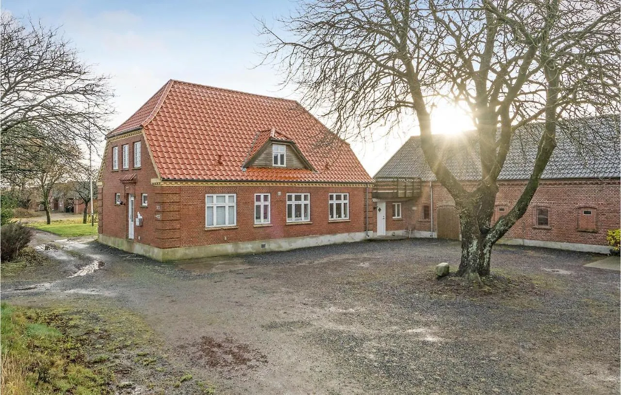 1 Bedroom Lovely Apartment In Esbjerg V